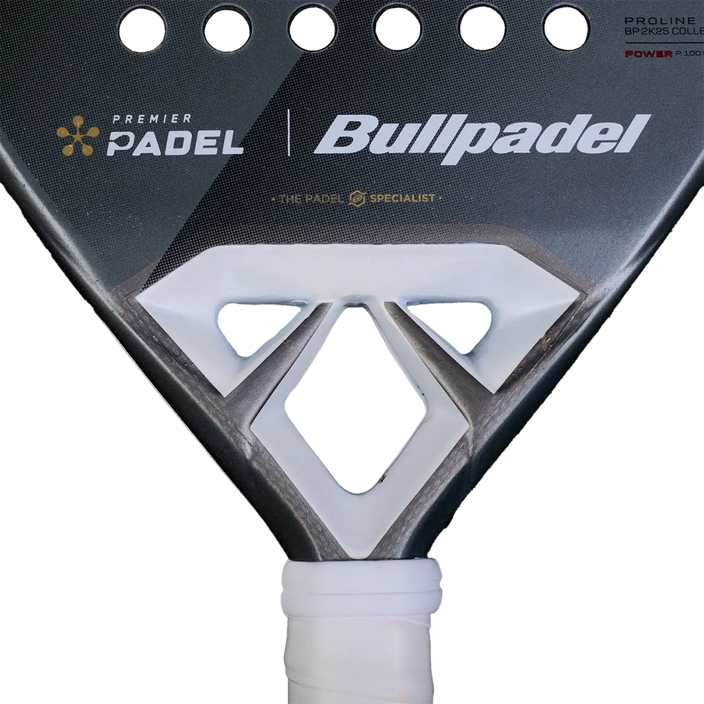 Bullpadel Vertex 04 W Premier 2025 by Delfi Brea